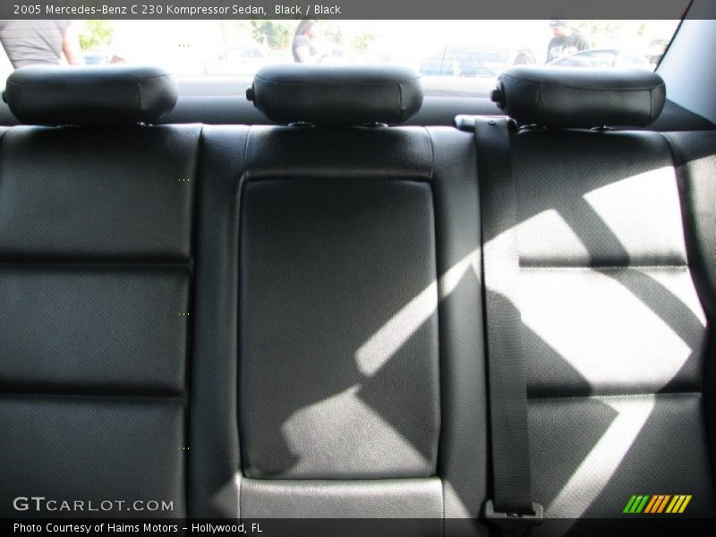 Black / Black 2005 Mercedes-Benz C 230 Kompressor Sedan