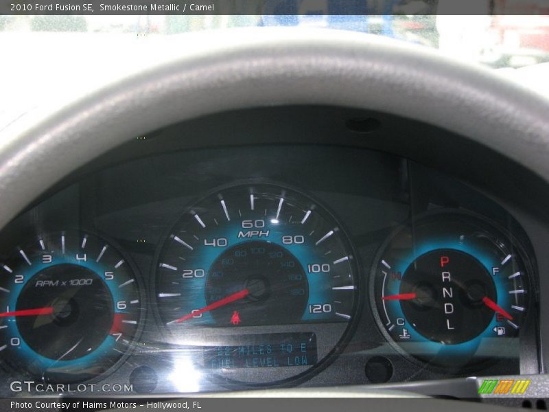 Smokestone Metallic / Camel 2010 Ford Fusion SE