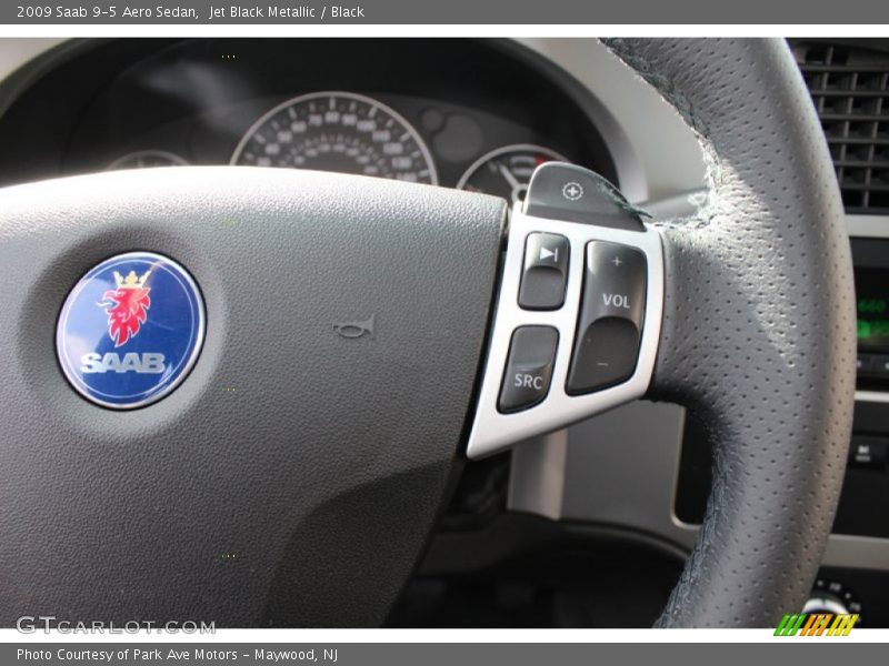 Controls of 2009 9-5 Aero Sedan