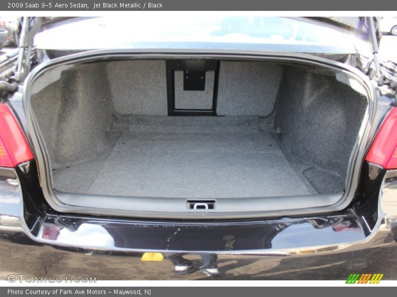  2009 9-5 Aero Sedan Trunk