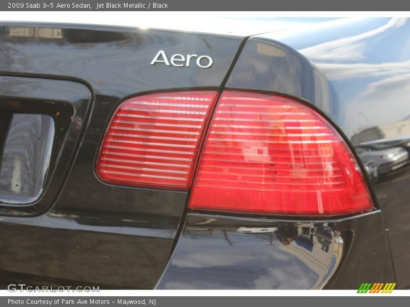 Jet Black Metallic / Black 2009 Saab 9-5 Aero Sedan