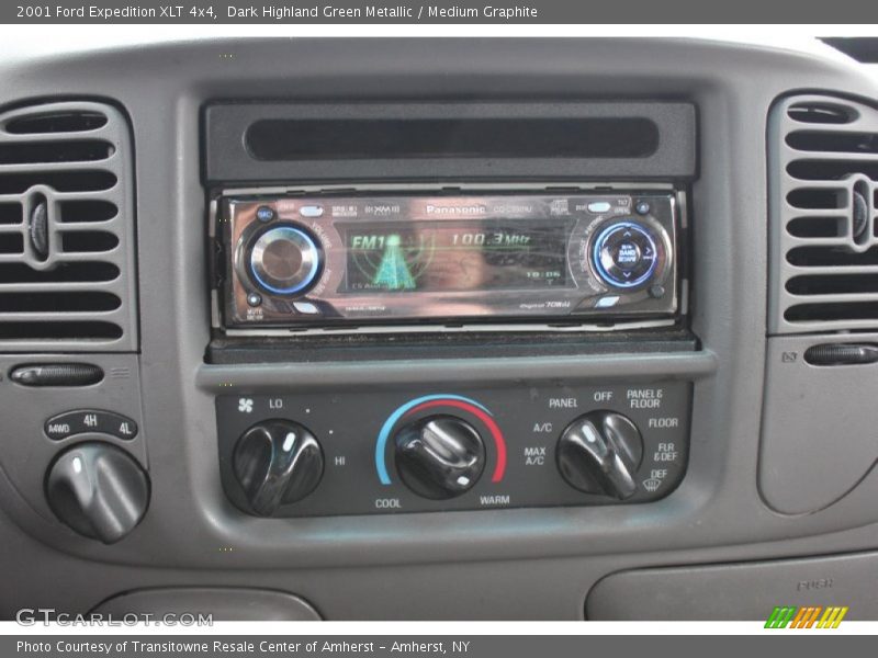 Dark Highland Green Metallic / Medium Graphite 2001 Ford Expedition XLT 4x4
