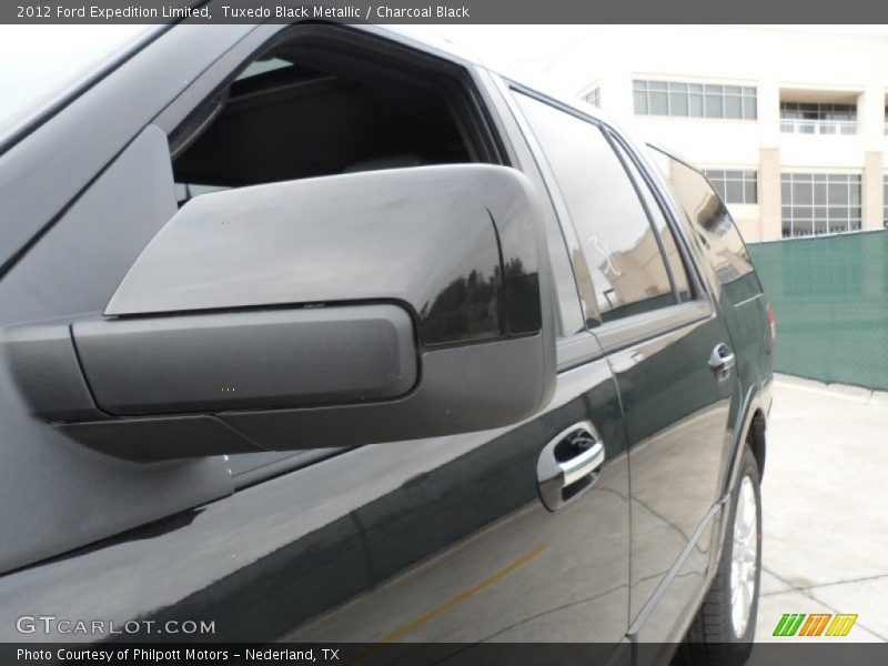 Tuxedo Black Metallic / Charcoal Black 2012 Ford Expedition Limited