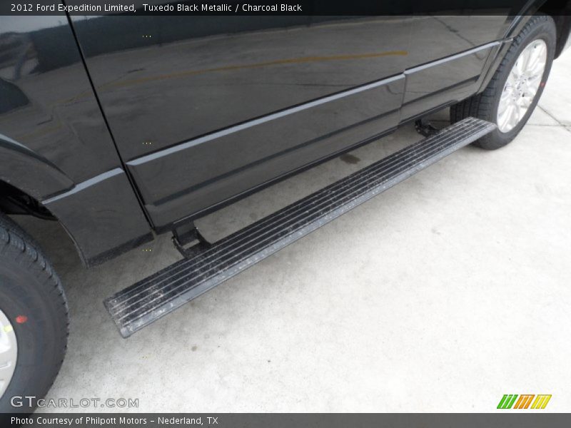 Tuxedo Black Metallic / Charcoal Black 2012 Ford Expedition Limited