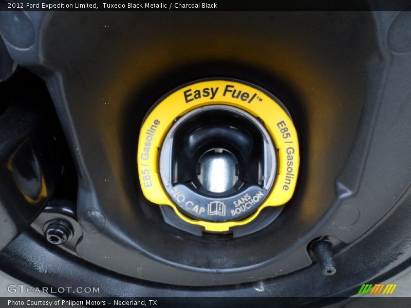 Tuxedo Black Metallic / Charcoal Black 2012 Ford Expedition Limited