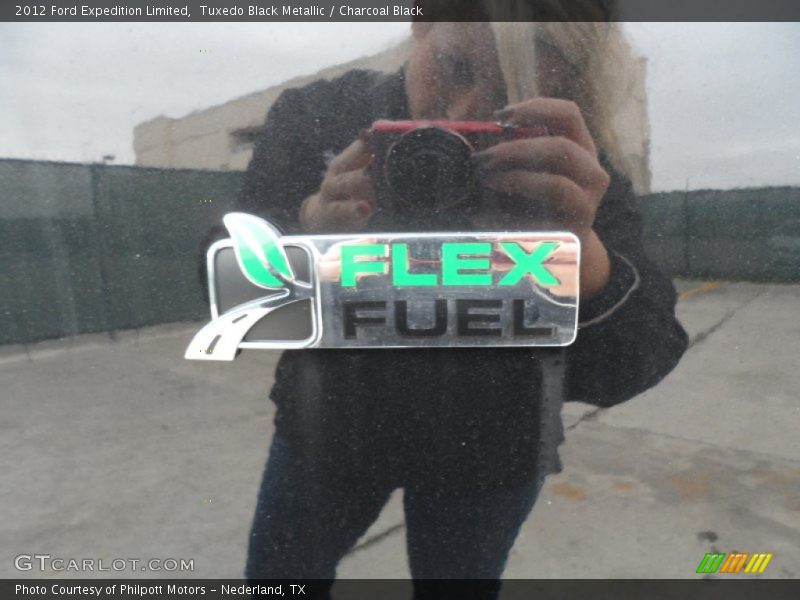 Tuxedo Black Metallic / Charcoal Black 2012 Ford Expedition Limited