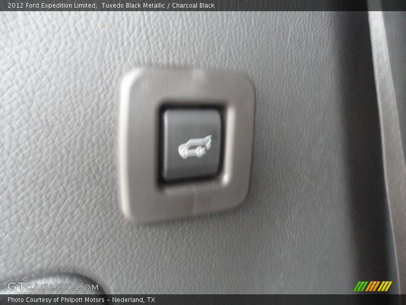 Tuxedo Black Metallic / Charcoal Black 2012 Ford Expedition Limited