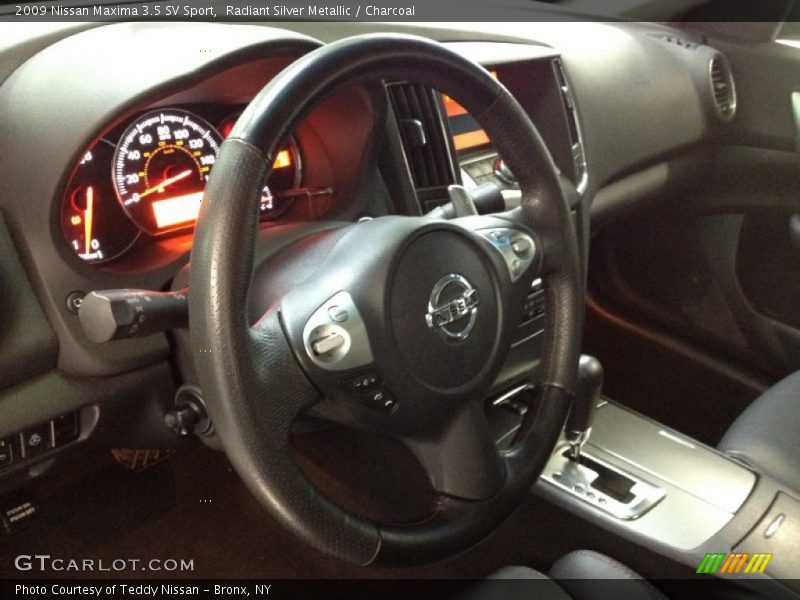 Radiant Silver Metallic / Charcoal 2009 Nissan Maxima 3.5 SV Sport
