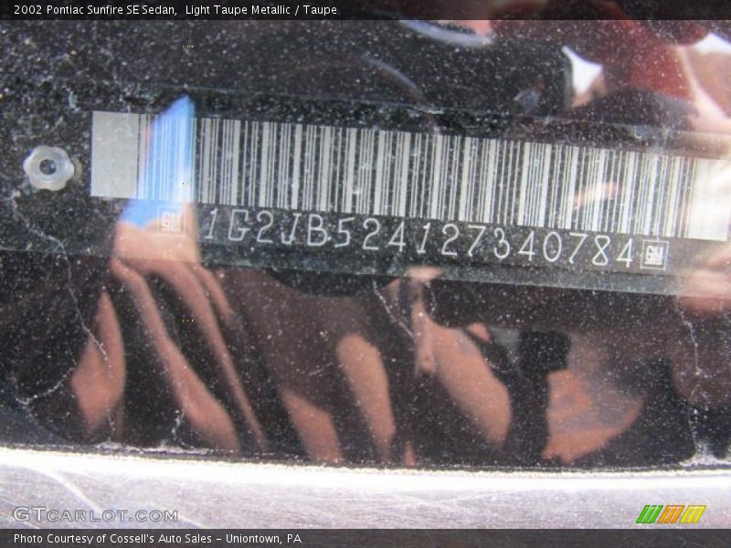 Light Taupe Metallic / Taupe 2002 Pontiac Sunfire SE Sedan