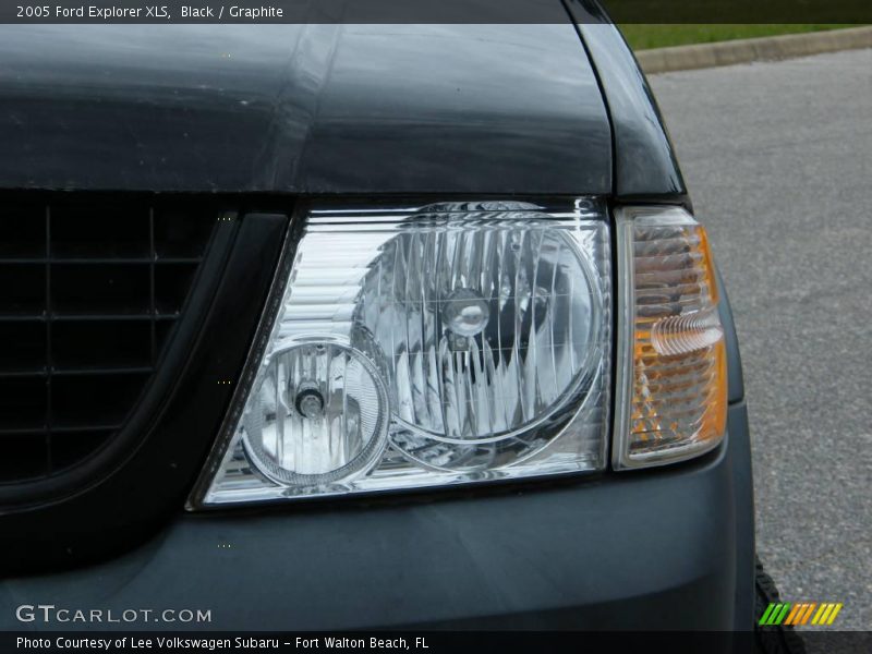 Black / Graphite 2005 Ford Explorer XLS