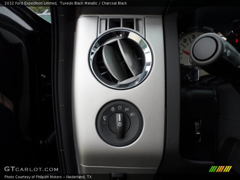 Tuxedo Black Metallic / Charcoal Black 2012 Ford Expedition Limited