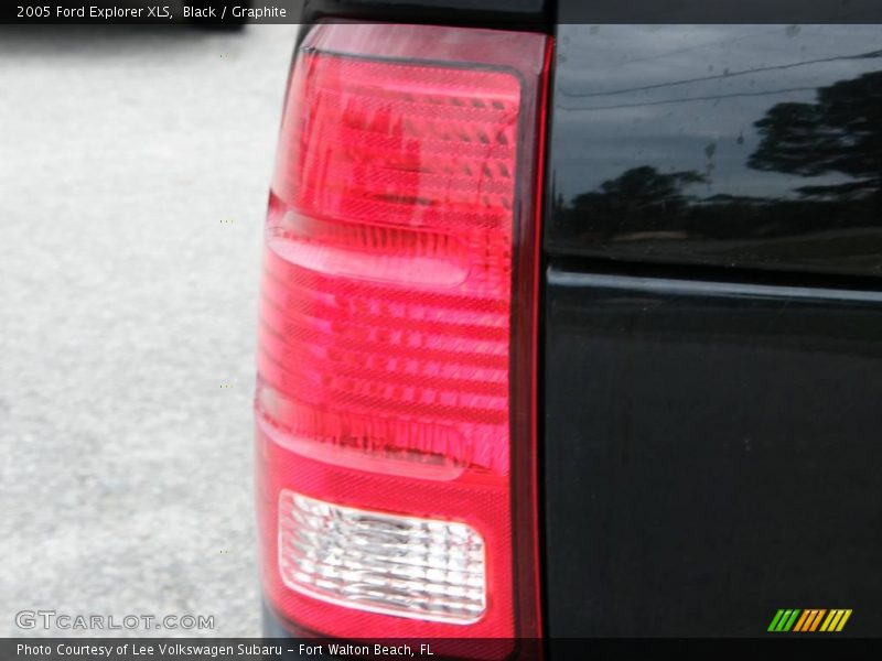 Black / Graphite 2005 Ford Explorer XLS