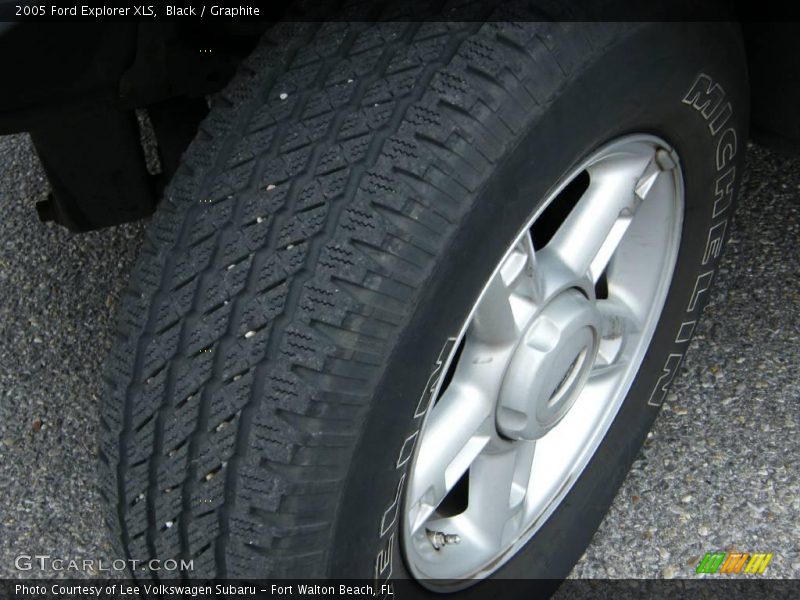Black / Graphite 2005 Ford Explorer XLS