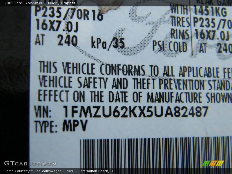 Black / Graphite 2005 Ford Explorer XLS