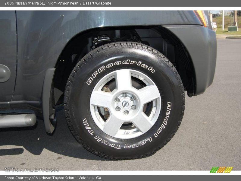 Night Armor Pearl / Desert/Graphite 2006 Nissan Xterra SE