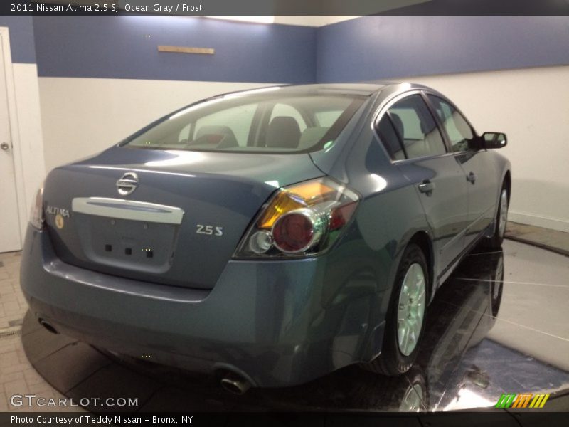 Ocean Gray / Frost 2011 Nissan Altima 2.5 S