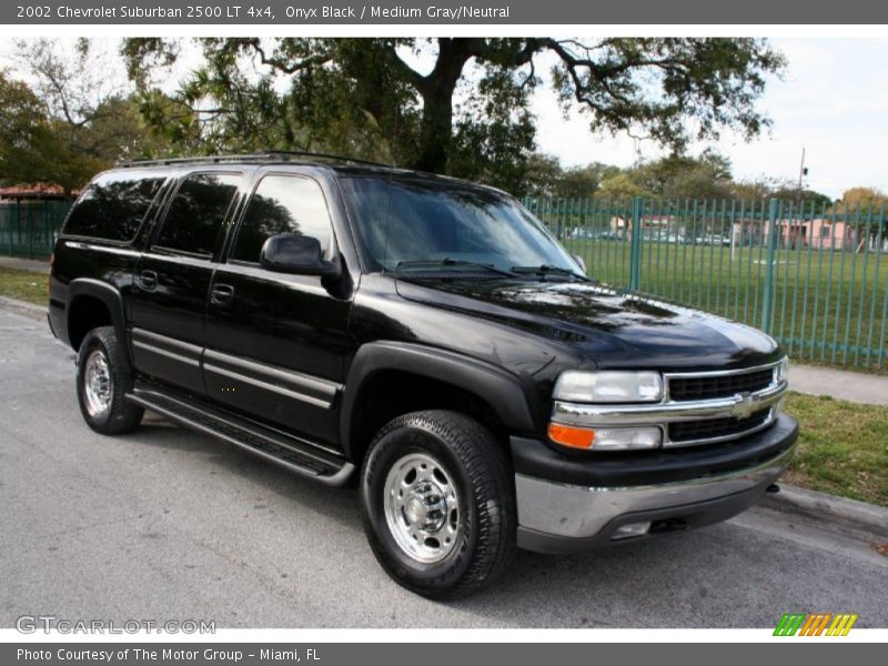 Onyx Black / Medium Gray/Neutral 2002 Chevrolet Suburban 2500 LT 4x4