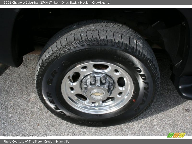 Onyx Black / Medium Gray/Neutral 2002 Chevrolet Suburban 2500 LT 4x4