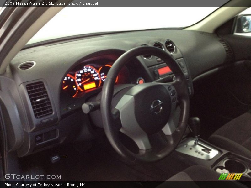 Super Black / Charcoal 2009 Nissan Altima 2.5 SL