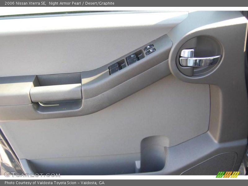Night Armor Pearl / Desert/Graphite 2006 Nissan Xterra SE
