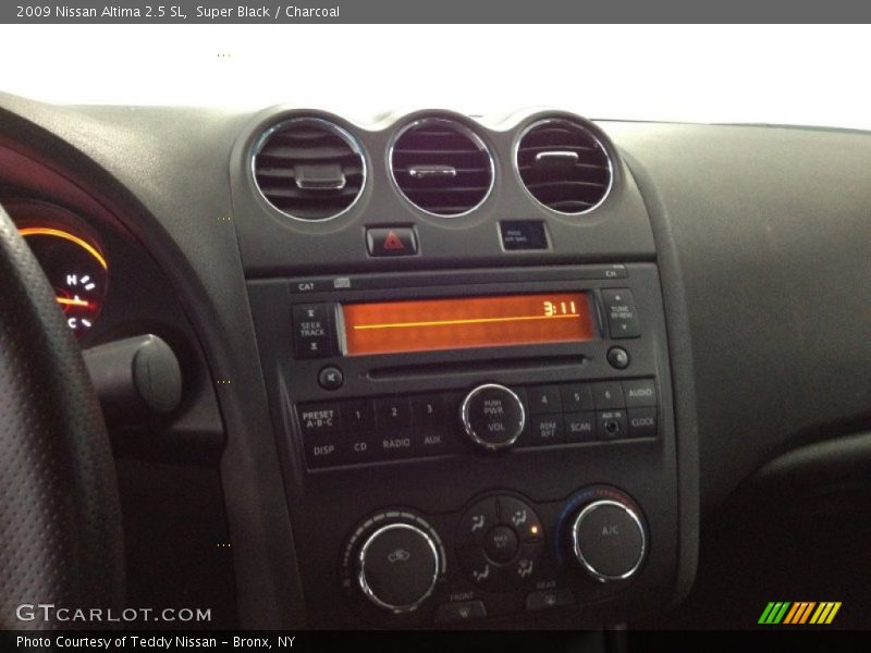 Super Black / Charcoal 2009 Nissan Altima 2.5 SL