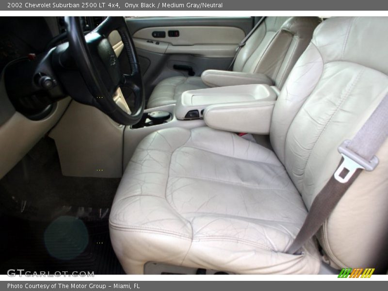 Onyx Black / Medium Gray/Neutral 2002 Chevrolet Suburban 2500 LT 4x4