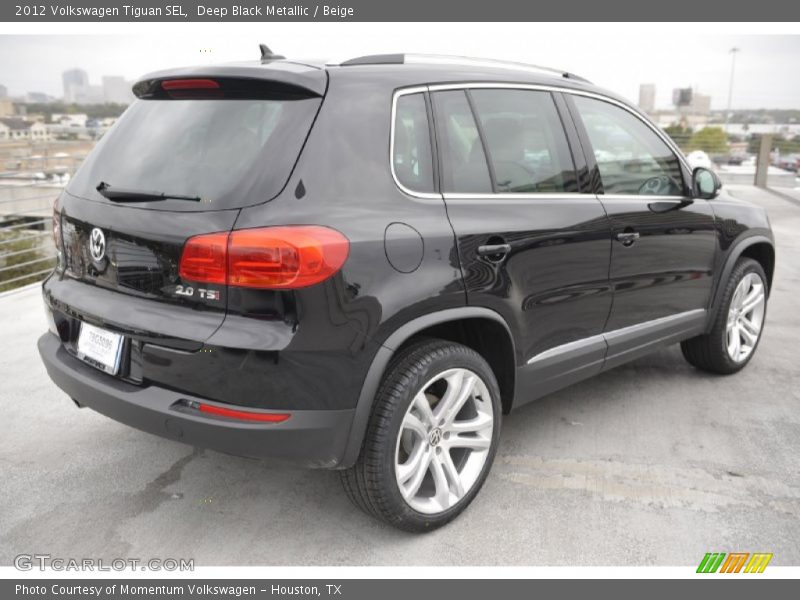 Deep Black Metallic / Beige 2012 Volkswagen Tiguan SEL