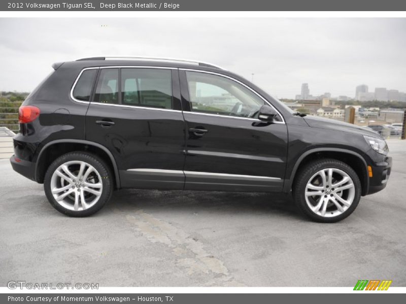 Deep Black Metallic / Beige 2012 Volkswagen Tiguan SEL