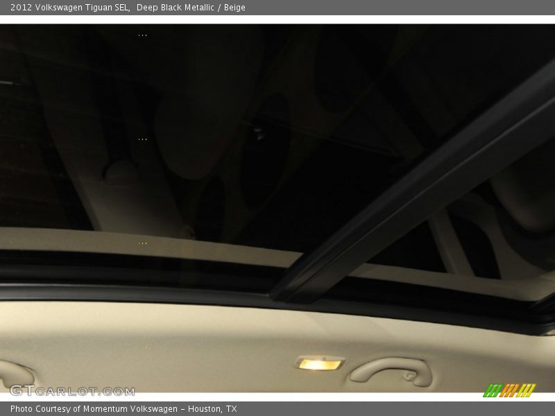 Deep Black Metallic / Beige 2012 Volkswagen Tiguan SEL