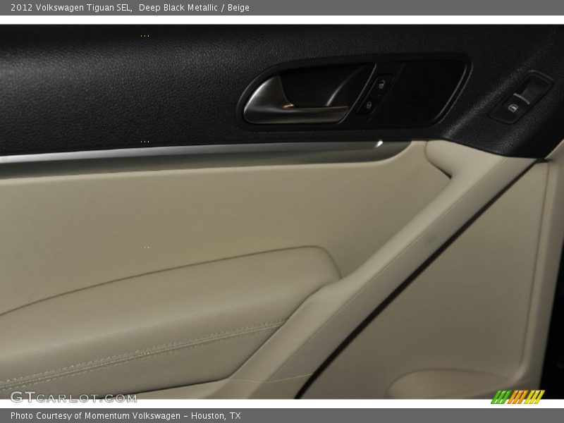 Deep Black Metallic / Beige 2012 Volkswagen Tiguan SEL
