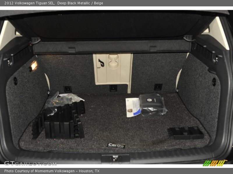 Deep Black Metallic / Beige 2012 Volkswagen Tiguan SEL