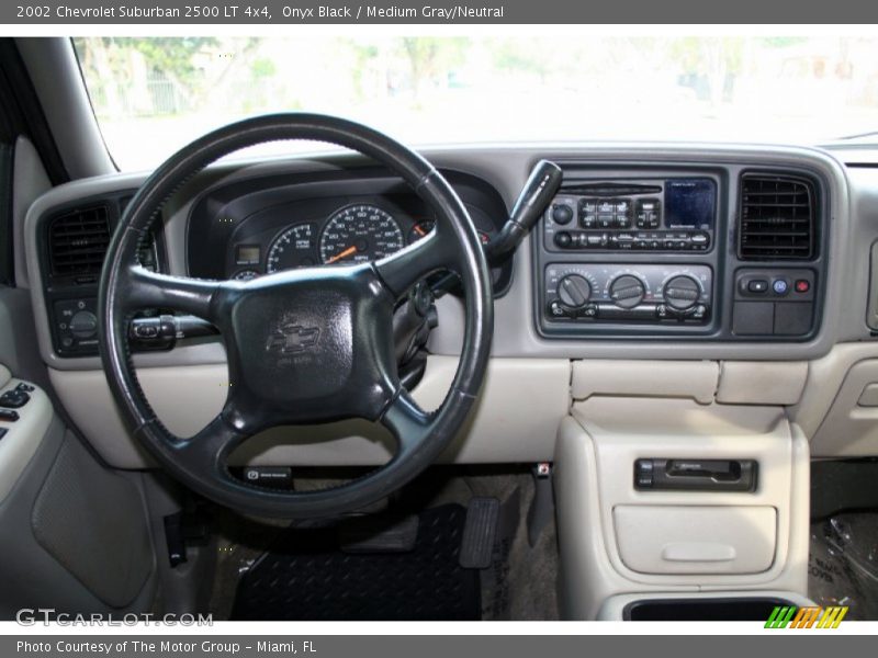 Onyx Black / Medium Gray/Neutral 2002 Chevrolet Suburban 2500 LT 4x4