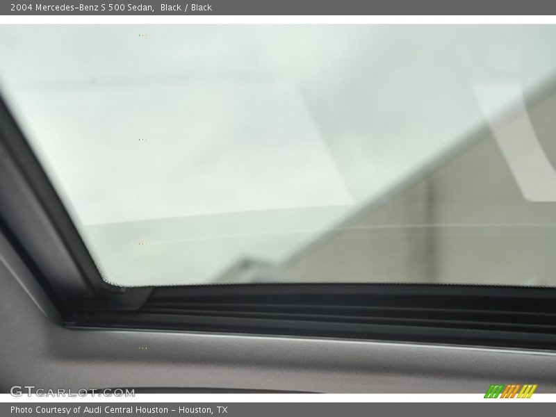 Black / Black 2004 Mercedes-Benz S 500 Sedan