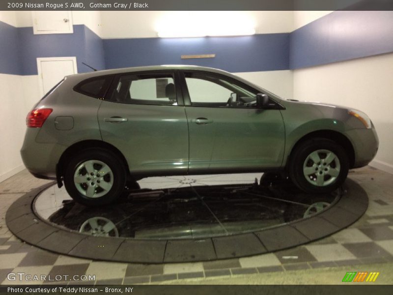 Gotham Gray / Black 2009 Nissan Rogue S AWD