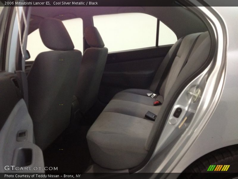 Cool Silver Metallic / Black 2006 Mitsubishi Lancer ES