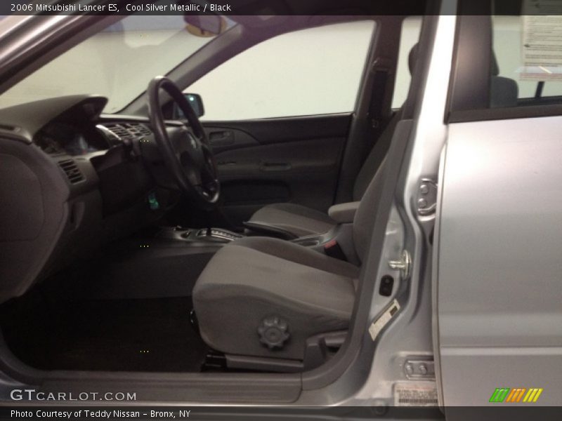 Cool Silver Metallic / Black 2006 Mitsubishi Lancer ES