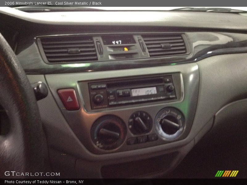 Cool Silver Metallic / Black 2006 Mitsubishi Lancer ES