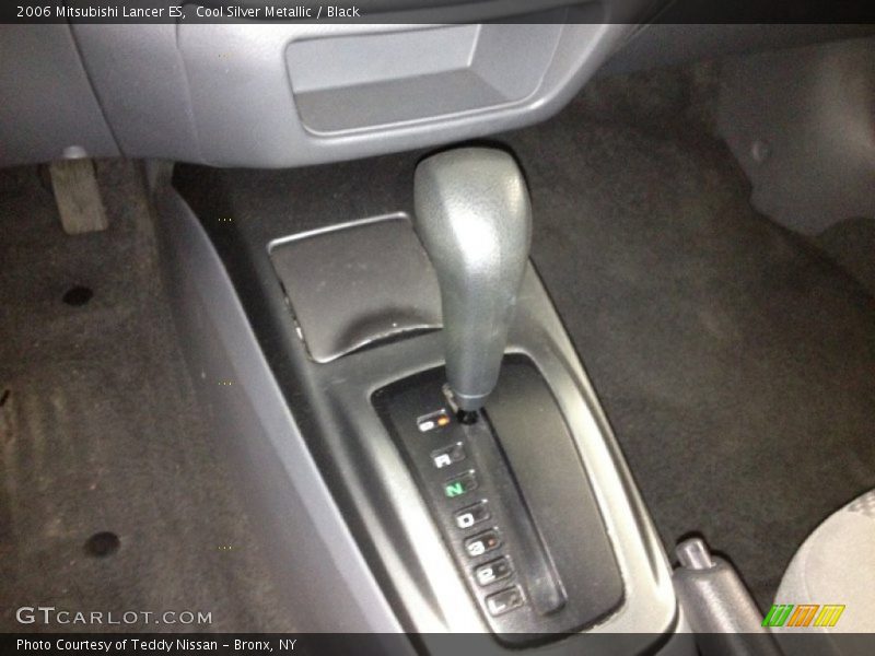 Cool Silver Metallic / Black 2006 Mitsubishi Lancer ES
