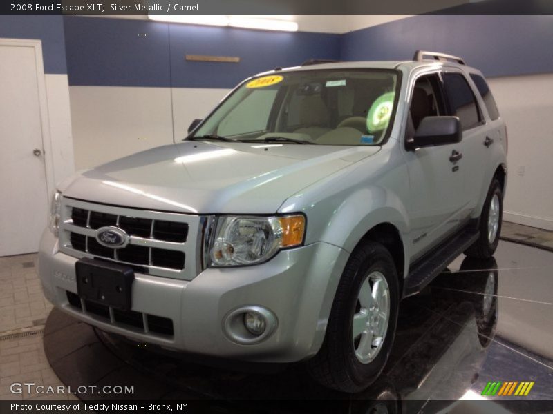 Silver Metallic / Camel 2008 Ford Escape XLT