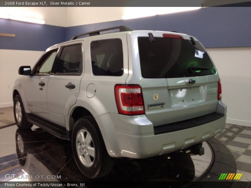 Silver Metallic / Camel 2008 Ford Escape XLT