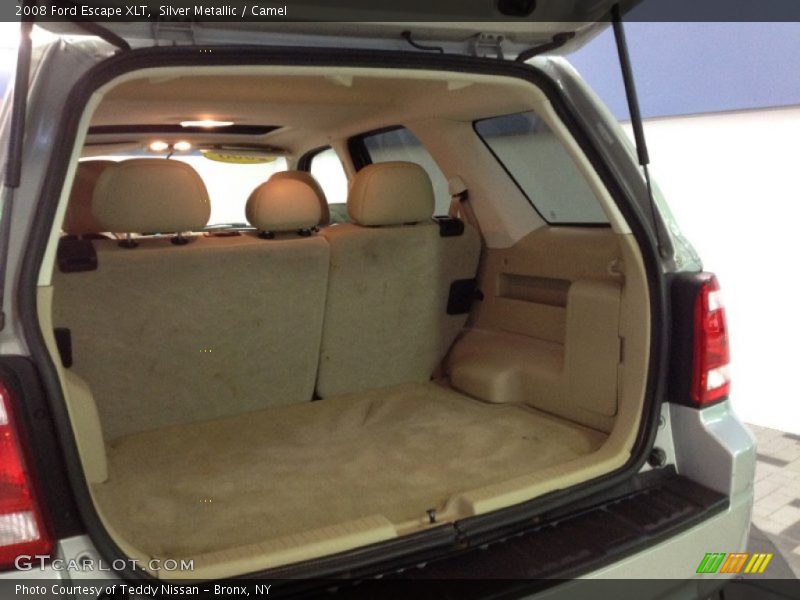 Silver Metallic / Camel 2008 Ford Escape XLT