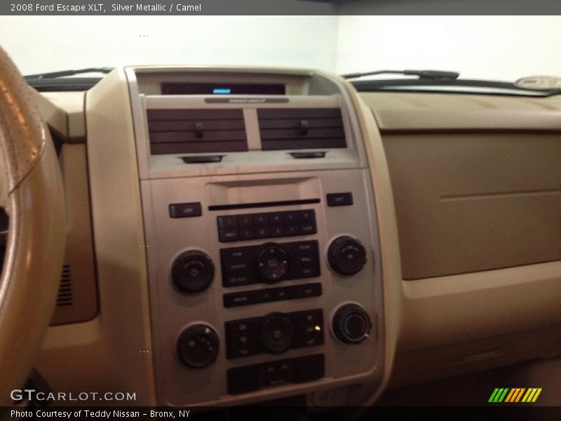 Silver Metallic / Camel 2008 Ford Escape XLT