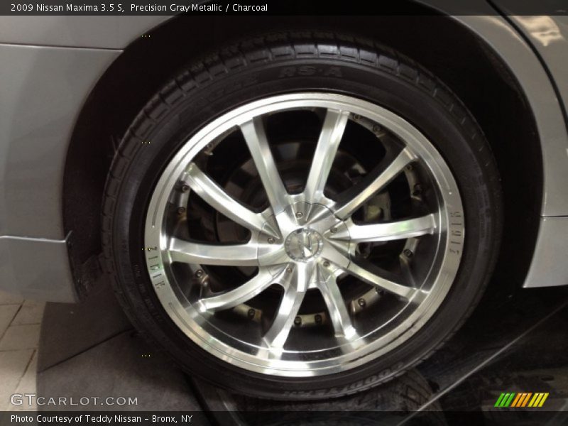 Precision Gray Metallic / Charcoal 2009 Nissan Maxima 3.5 S