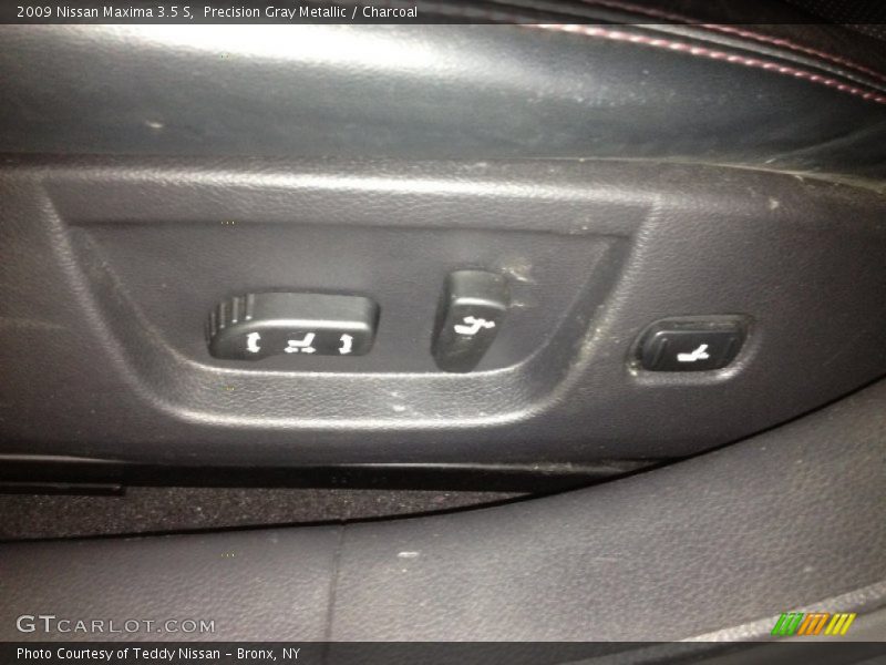 Precision Gray Metallic / Charcoal 2009 Nissan Maxima 3.5 S