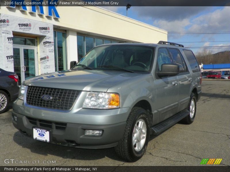 Pewter Metallic / Medium Flint Grey 2006 Ford Expedition XLT 4x4