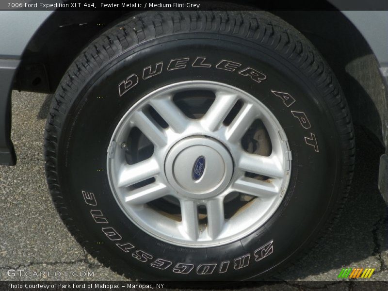 Pewter Metallic / Medium Flint Grey 2006 Ford Expedition XLT 4x4