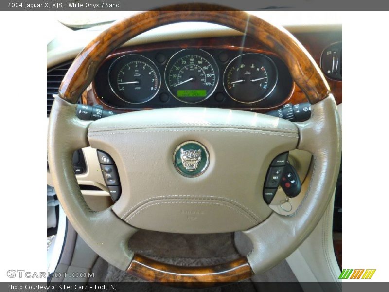 White Onyx / Sand 2004 Jaguar XJ XJ8