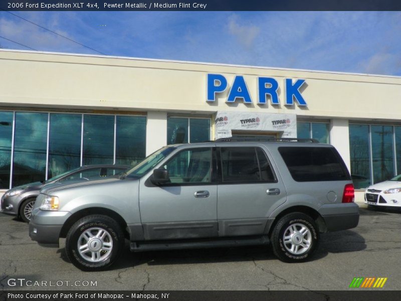 Pewter Metallic / Medium Flint Grey 2006 Ford Expedition XLT 4x4