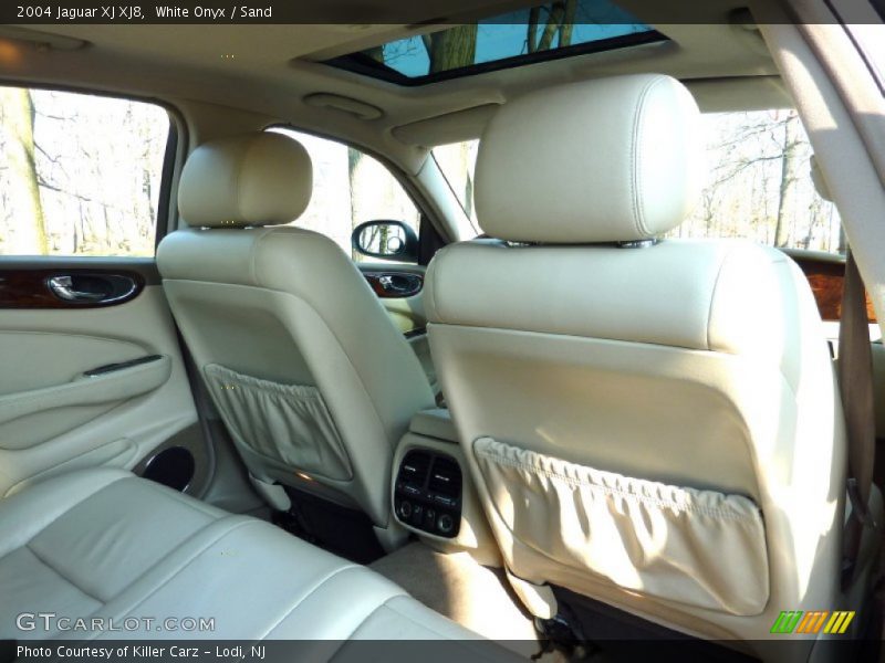 White Onyx / Sand 2004 Jaguar XJ XJ8