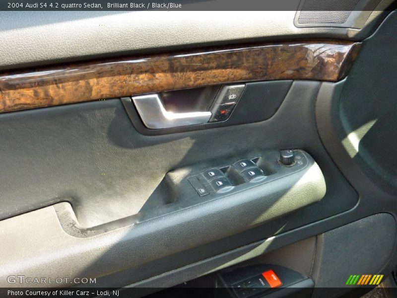 Brilliant Black / Black/Blue 2004 Audi S4 4.2 quattro Sedan
